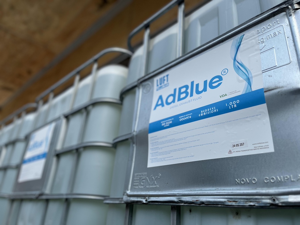 produk luftblue di jerigen 1000 liter