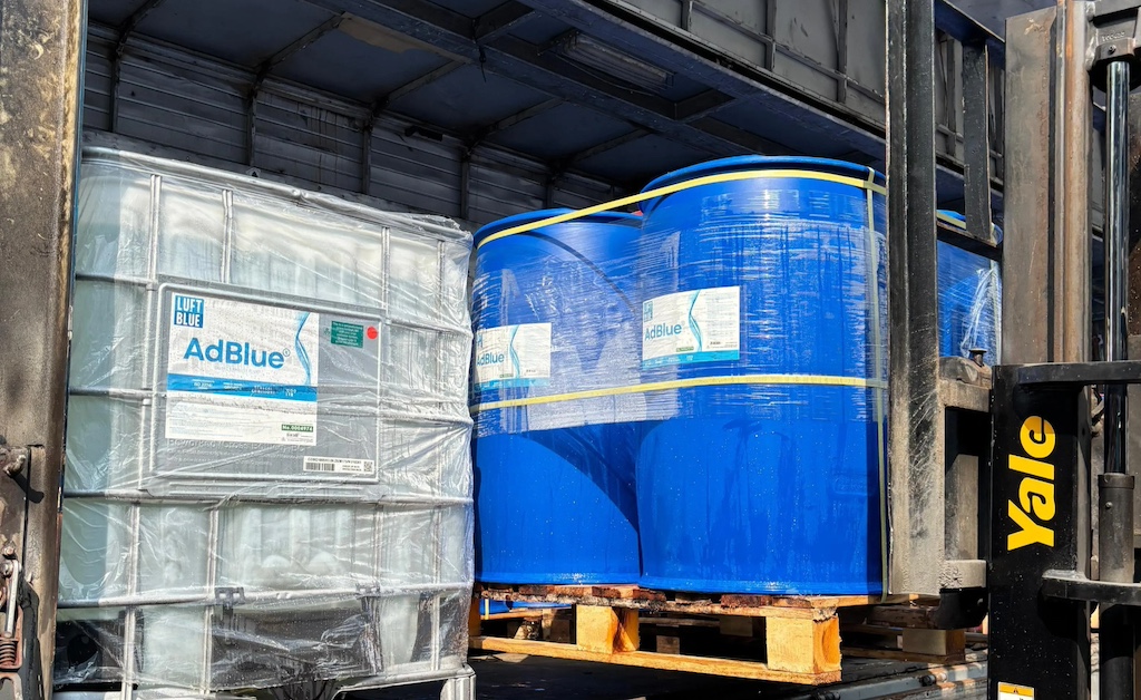 Tempat penyimpanan Adblue